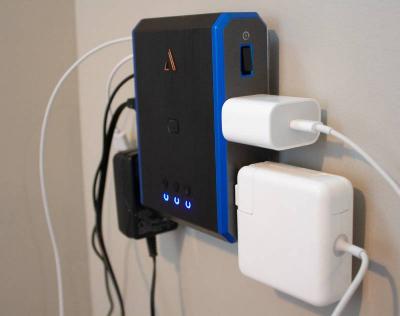 Austere  V Series 4-Outlets Wall Charger & Surge Protector With Omniport USB - 5SPS4US1